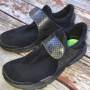 Black Nike Sock Darts